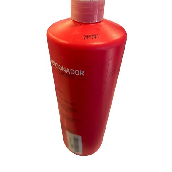 Wella Professionals Invigo Brilliance Conditioner 33.8 oz Color Protection - Picture 2 of 7